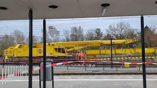 Swietelsky spoorkraan rangeert met stuk spoor op 't Harde