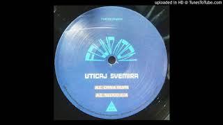 Uticaj Svemira - Over Moon .B2 [FNDTN00006]