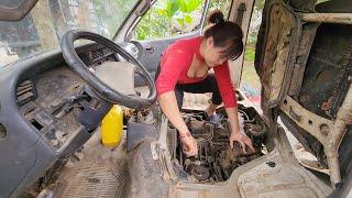 Genius girl successfully repairs and maintains a car.