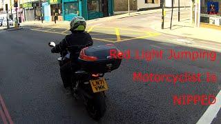 Motorcyclist Rides in Mandatory Cycle Lane, Jumps a Red Light and Gets NIPPED - LN71 VMK