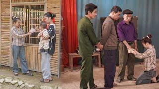 The suffering of Manh and Yen when being abused by their father - Complete set