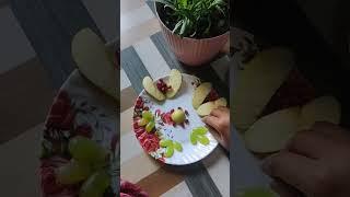 Simple fruit and saladplate decoration#fruit#salad#plate#decoration#ideas#shorts#video#ytviral