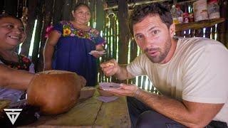 EATING WITH MAYANS outside Cancun, Mexico  Authentic Mexican Food (Cochinita Pibil)