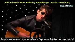 Alex Turner - Love is a laserquest (inglés y español)