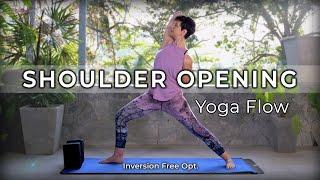 Shoulder opening yoga flow - 17 Min Vinyasa