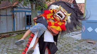 PENGEJEK ketangkap barongan Ngamuk‼️Kirab Barongan blora Seni Barong Arengga jaya