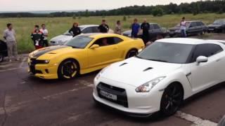 Chevrolet Camaro VS Nissan GT R