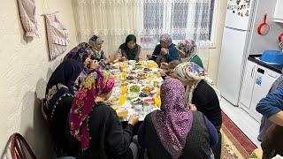 İftar daveti Bu akşam da Ayşe ablanın evine misafir oluyoruz