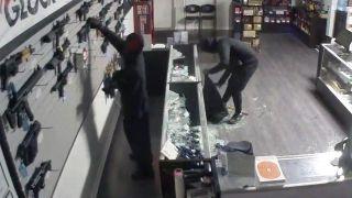 Smash and grab robbers loot Maryland gun store