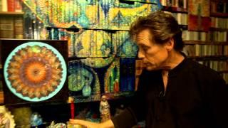 Leigh McCloskey Painted His Whole Room "Hieroglyph Of The Human Soul" in 3-D! Try It From Home