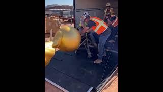 Watch angel Moroni unloaded at the Red Cliff, St. George Utah Temple