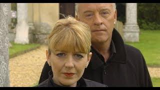 Yvette Fielding breaks silence on Derek Acorah's death after bitter 14 year feud