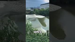 ШОК! Вода сметает все на своем пути