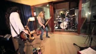 Buck & Evans - Ain't No Moonlight (Live at Rockfield Studios)