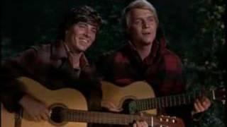 David Soul and Bobby Sherman sing a Christmas duet