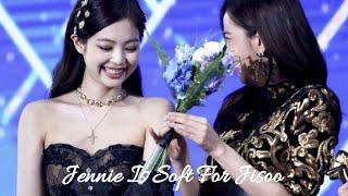 JENSOO IS REAL - Jennie Is Soft For Jisoo #2