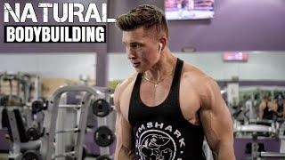 What NATURAL BODYBUILDING Looks Like... | INSANE Back & Chest Workout