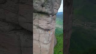 Climbers in Quanzhou City, Fujian Province #travel #discoverchina #nature