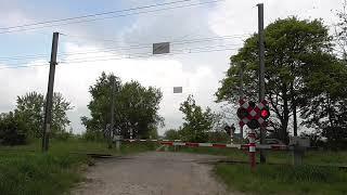 Passage a Niveau Quiévrain / Spoorwegovergang/ Railroad-/ Level Crossing/ Bahnübergang