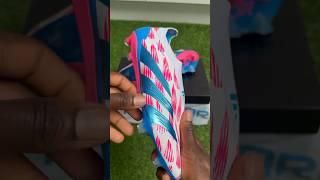 Adidas Predator Laceless Elite FG Boots! 