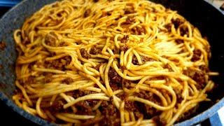 معكرونة باللحمة و صوص البندورة على الطريقة اللبنانية  Lebanese Spaghetti