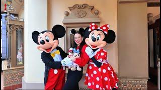 Mickey and Minnie celebrate birthday in Shanghai Disney Resort