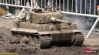 Tiger I in Action auf der Modell Leben 2020 in Erfurt - Military - Tanks   Panzer - Teil 1