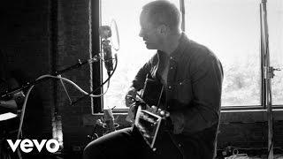 Chris Tomlin - Jesus Loves Me (Love Ran Red Acoustic Sessions)