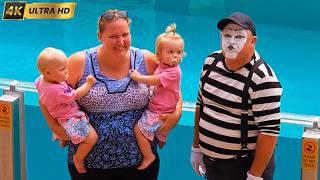 The mime Tom having fun with everyone at SeaWorld Orlando #tomthemime #seaworldmime #antics #funny