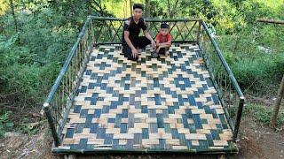 Single father and disabled son build bamboo terrace | Ly Oanh's daily life