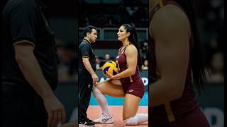 10ft Volleyball Player #shorts #tallwoman #tallgirlfriend #heightdifference #volleyball #gigante