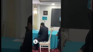 Государственный советник Ерлан Карин проголосовал на референдуме по вопросу строительства АЭС