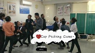 Classroom Cup Picking Fun game 