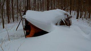 Korean style bushcraft for surviving in snowy winters without having to start a fire.