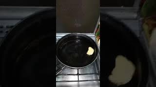 ضافي معلقه زبد مغ الزيت وانتي بتحمري البانيه الجاهز هتفراق في اللون والطعم تحفه  shorts#