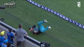 McCullum almost produces impossible catch | KFC BBL|08