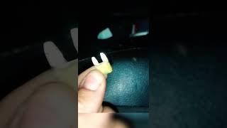 Предохранитель на века. Это вам не проволочку намотать #авто #автосервис #ремонт #спецтехника