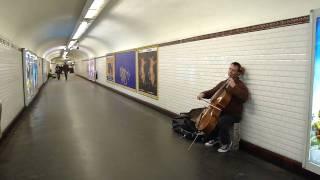 Dans le Metro Parisien, Bach's Cello Suite No. 1 in G Major