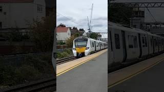 • The 700 in all its beauty #train #uk #class700 #siemens #desirocity #railway