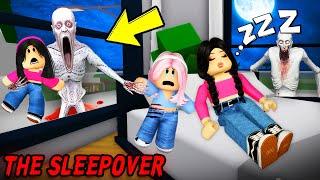 CREEPY GUY was SPYING on us at our SLEEPOVER at 3AM! *SCARY* 🩸 (Brookhaven Horror Movie Roleplay)