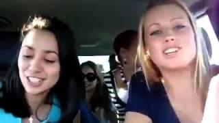 Американские девушки поют по русски Белый мерин