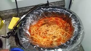 Tall Man in the Kitchen - The Easiest and Fastest Crockpot Spaghetti Demonstration - Part 2