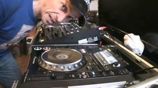 DJ LESSON  ADVANCED BEAT MATCHING TUTORIAL, HELP WITH GETTING THE BEATS SPOT ON BY DJ TUTOR