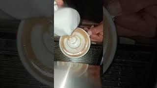 4 tulip cafe latte #youtubeshorts #coffee #shorts #subscribe @mb.tarami ️️