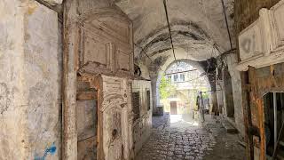 Walking to the place where Jesus was crucified and resurrected (Jerusalem) in a non-touristy alleys