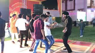 DOST KI SHADI ME DANCE || Dhol Jagiro Da || Bhuvi jangra & friends