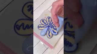  Blue Daisy Cookie Decorating with Royal Icing #shorts #cookiedecorating #daisy