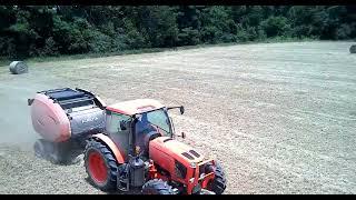 Baling Hay with The Kubota BV4160 Round Baler