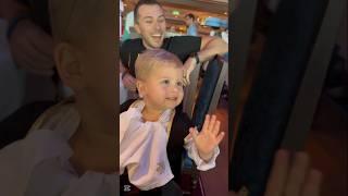 Little Boy’s Priceless Reaction to Seeing His Favorite Princess!