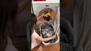 Laundry hack! #lifehacks #momhack #laundry #laundryhacks #organizedlife #momlife #busymomroutine